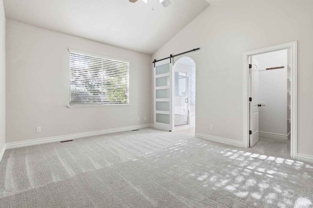 6709 W Avery Ave - Photo 5 of 20