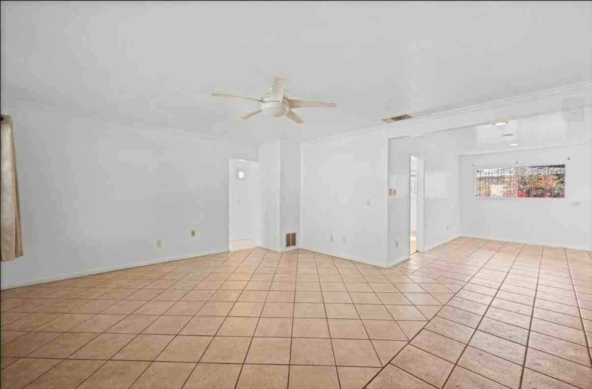 3813 Birch St #3813 - Photo 5 of 16