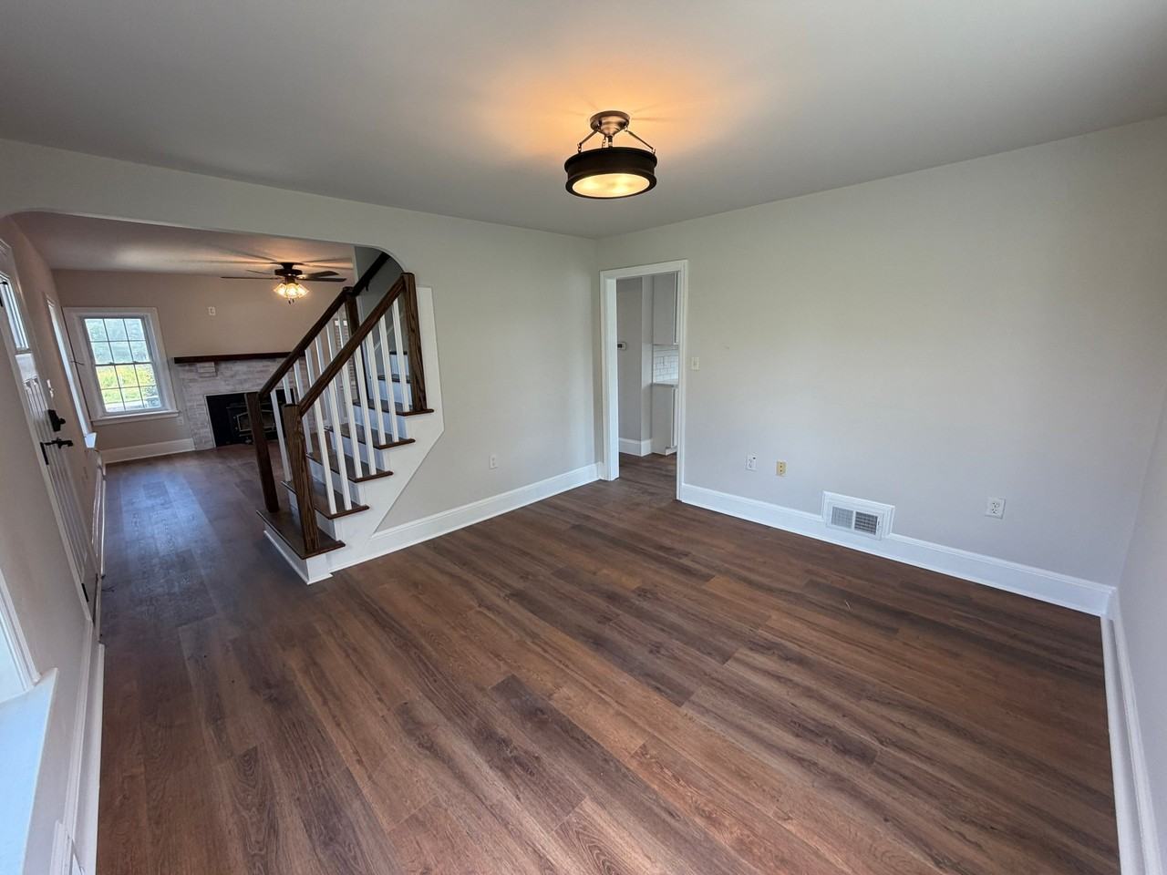 864 Eden Rd - Photo 5 of 20