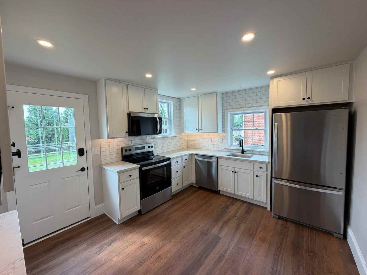 864 Eden Rd - Photo 6 of 20
