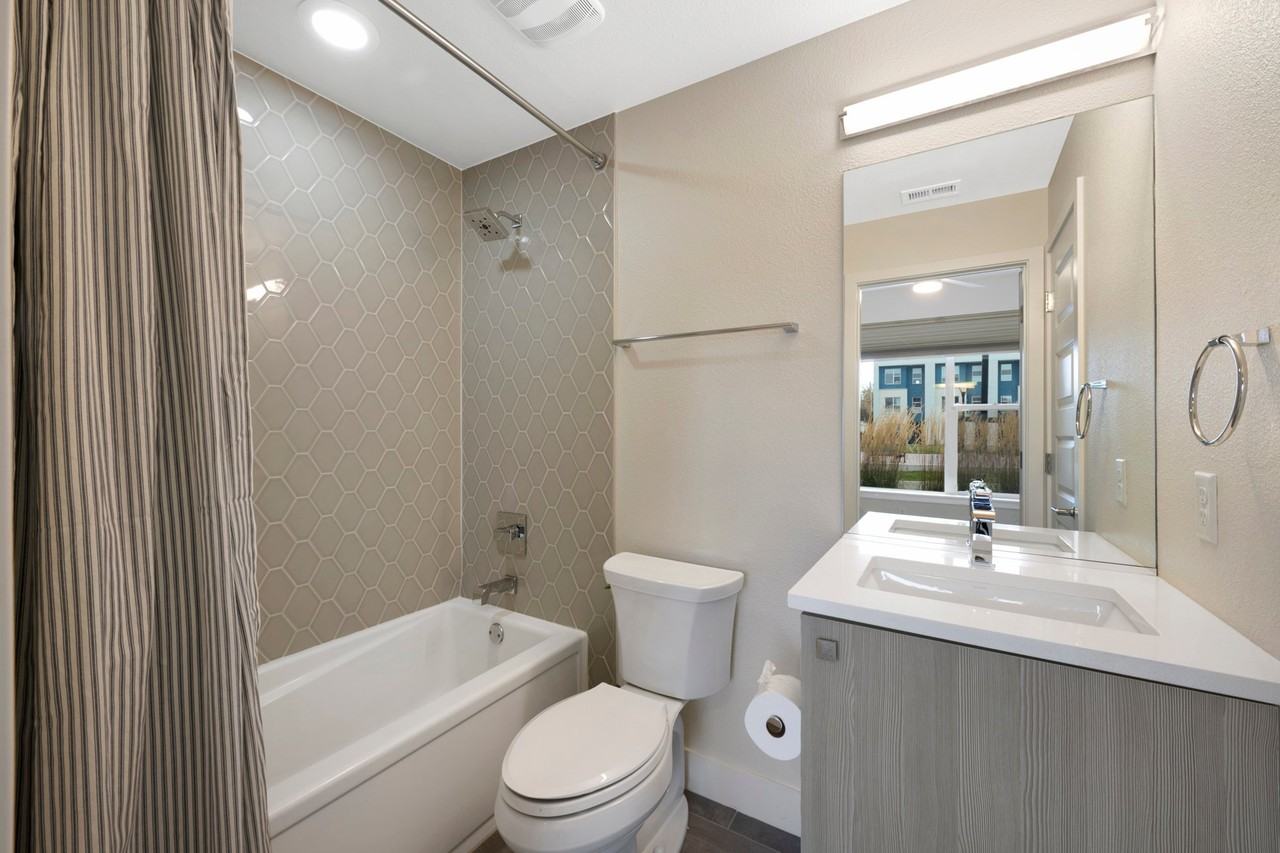 3048 Wilson Ct #2 - Photo 4 of 19