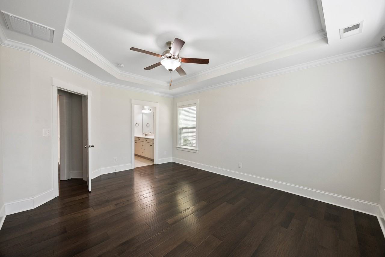 636 Countryside Ln - Photo 7 of 12