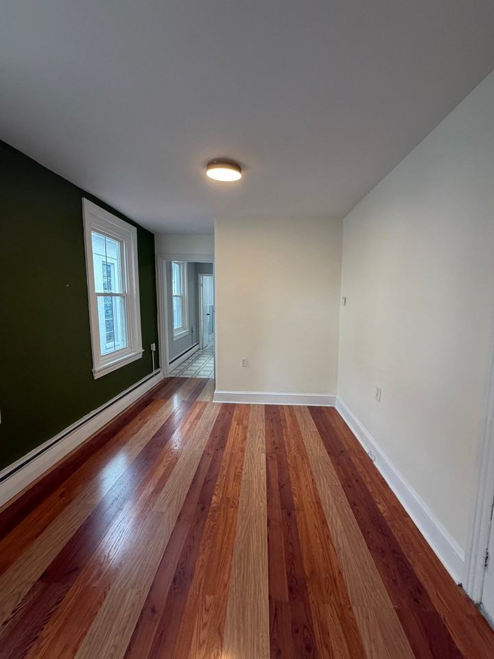 153 Main St #3 - Photo 3 of 6