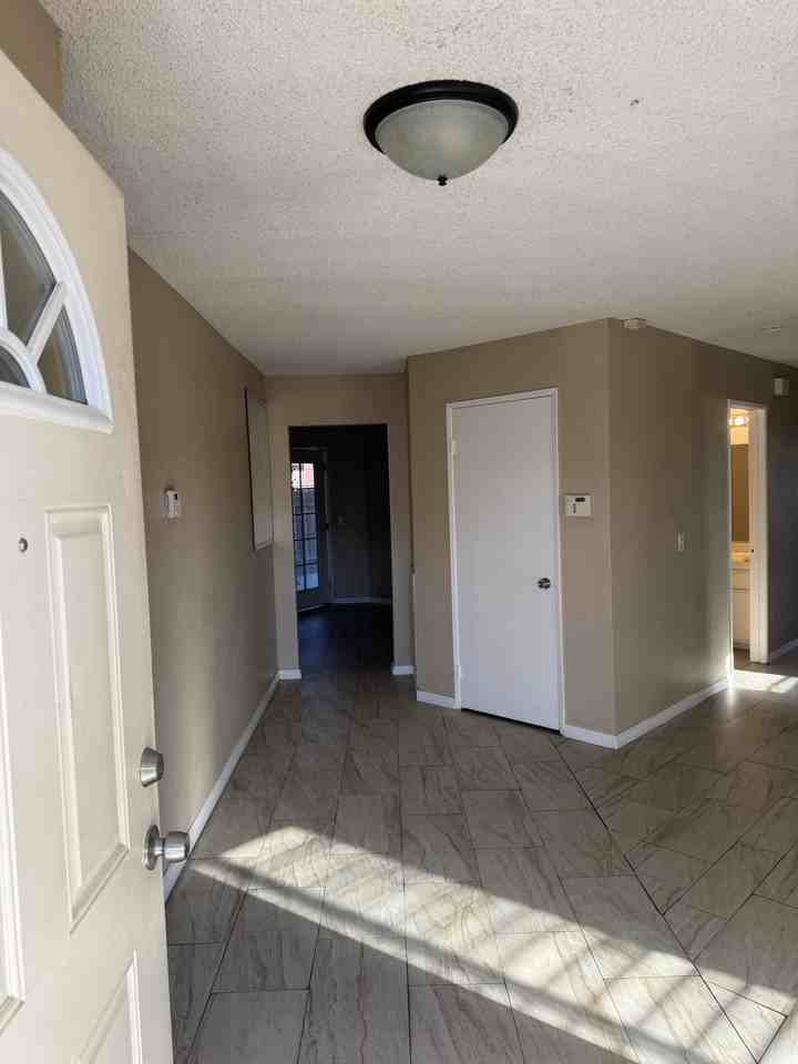 14373 Linden St ##Ca - Photo 3 of 11