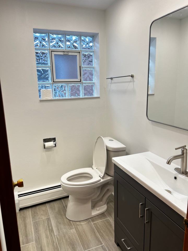 5709 S Archer Ave #2 - Photo 4 of 9
