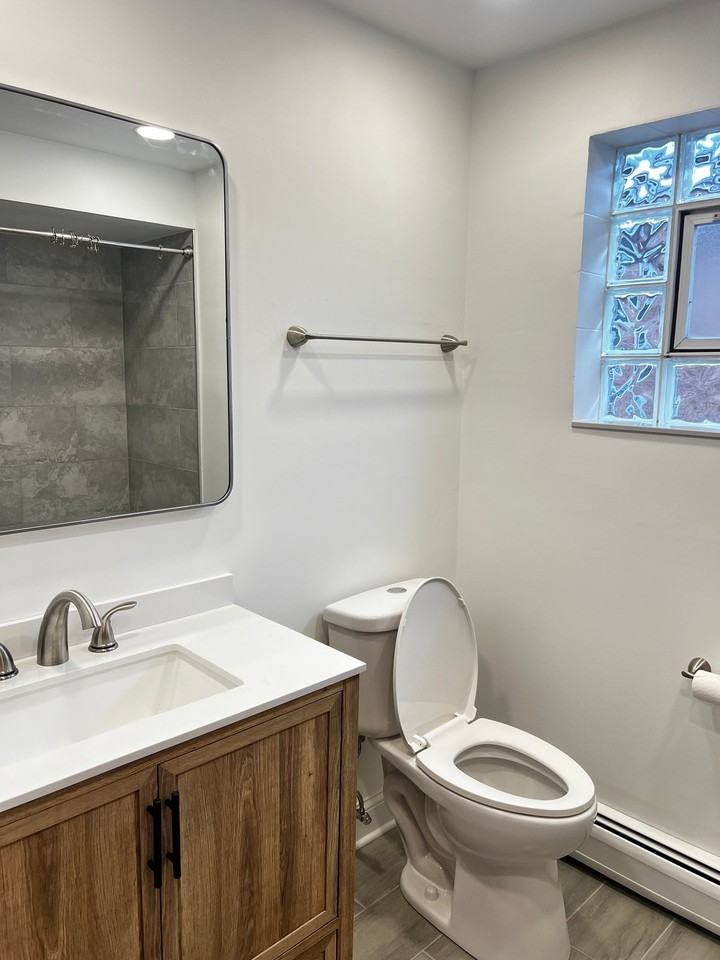 5709 S Archer Ave #2 - Photo 5 of 9