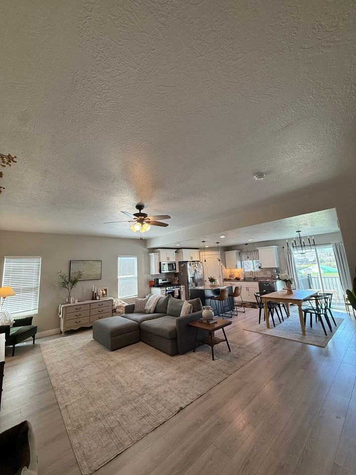 8627 N Cottonwood Aly - Photo 4 of 20
