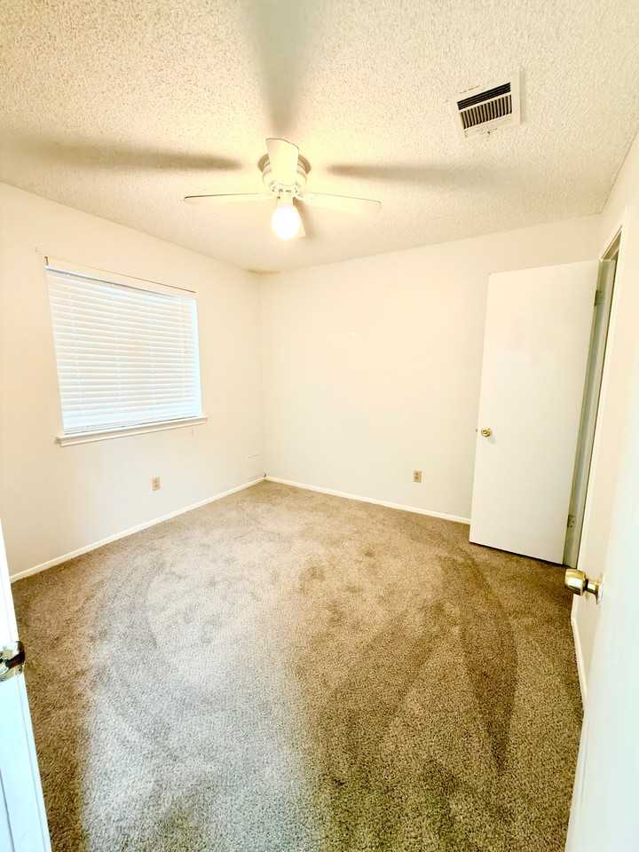 1008 Settlers Valley Dr - Photo 6 of 23