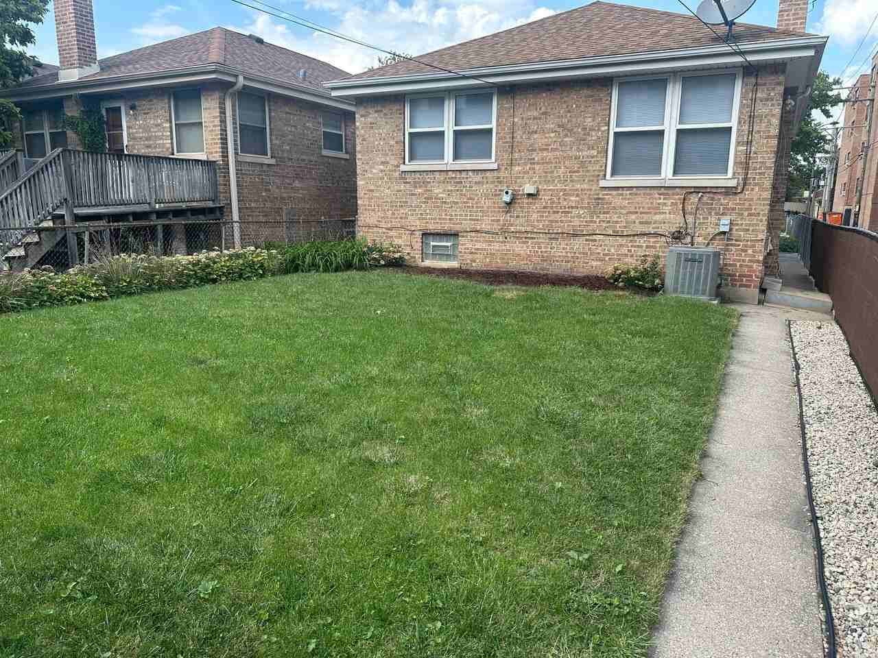 2015 W Summerdale Ave - Photo 2 of 15
