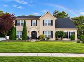 featured image of 6 Gallant Fox Ln