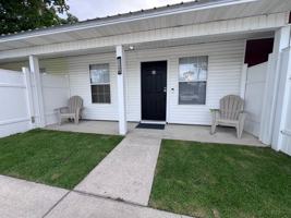 featured image of 2526 Laurie Ave #B