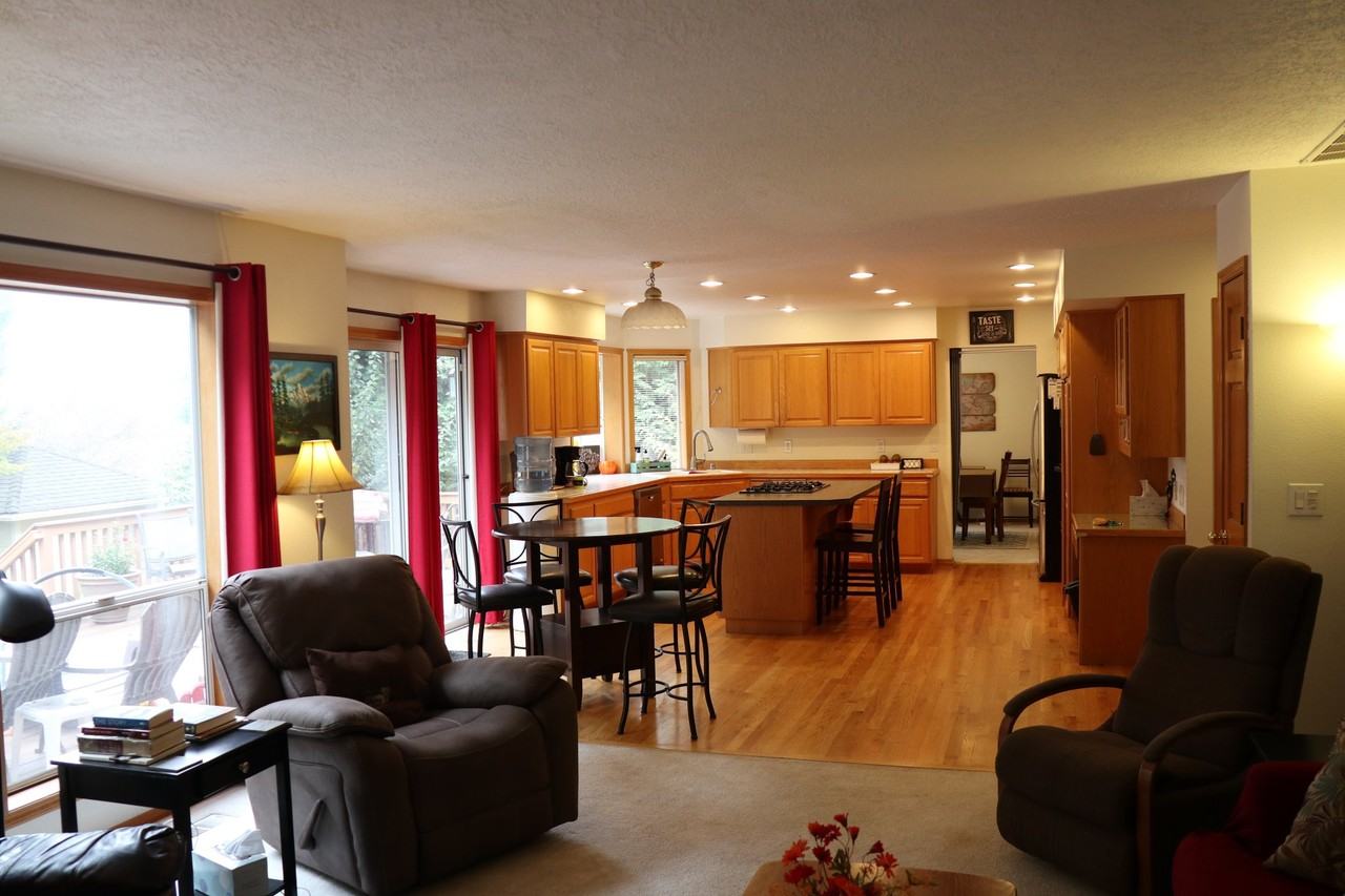 17301 Se Fisher Dr - Photo 2 of 16