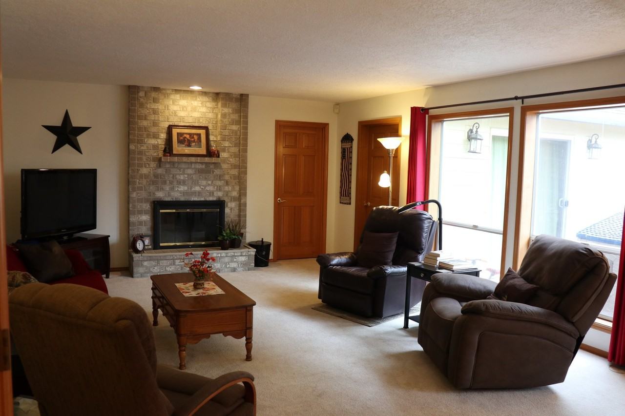 17301 Se Fisher Dr - Photo 6 of 16