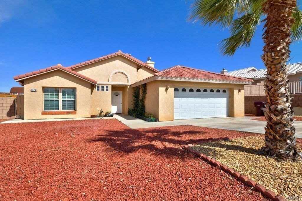 8523 Barberry Ave - Photo 4 of 12