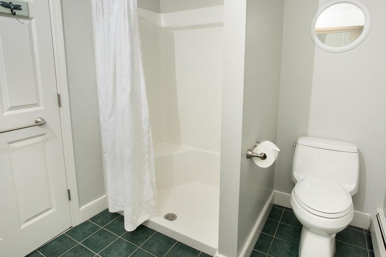 53 Cottage St - Photo 3 of 20