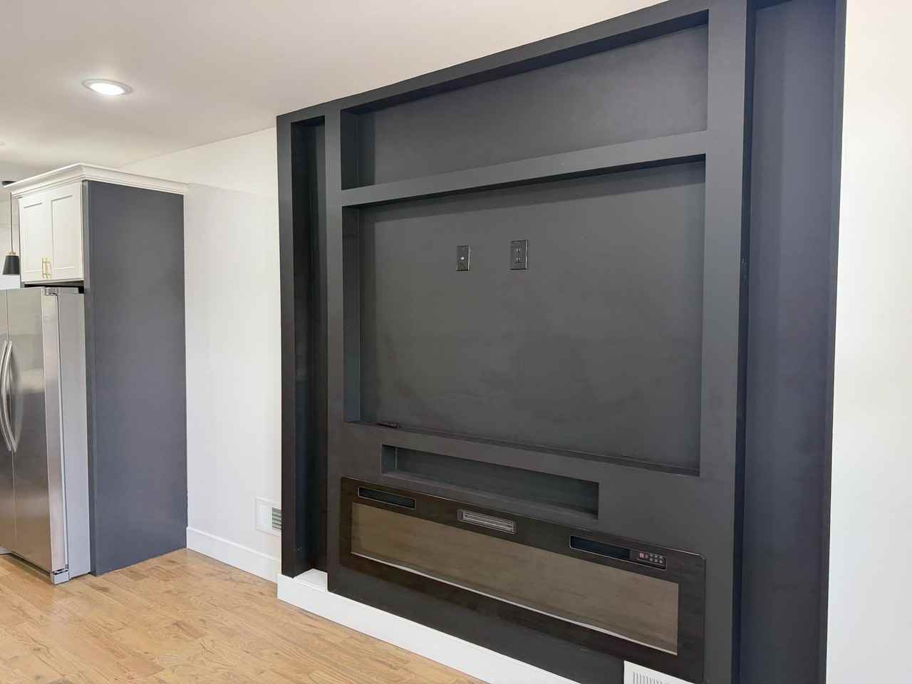 57 Montgomery Ave #1 - Photo 3 of 10