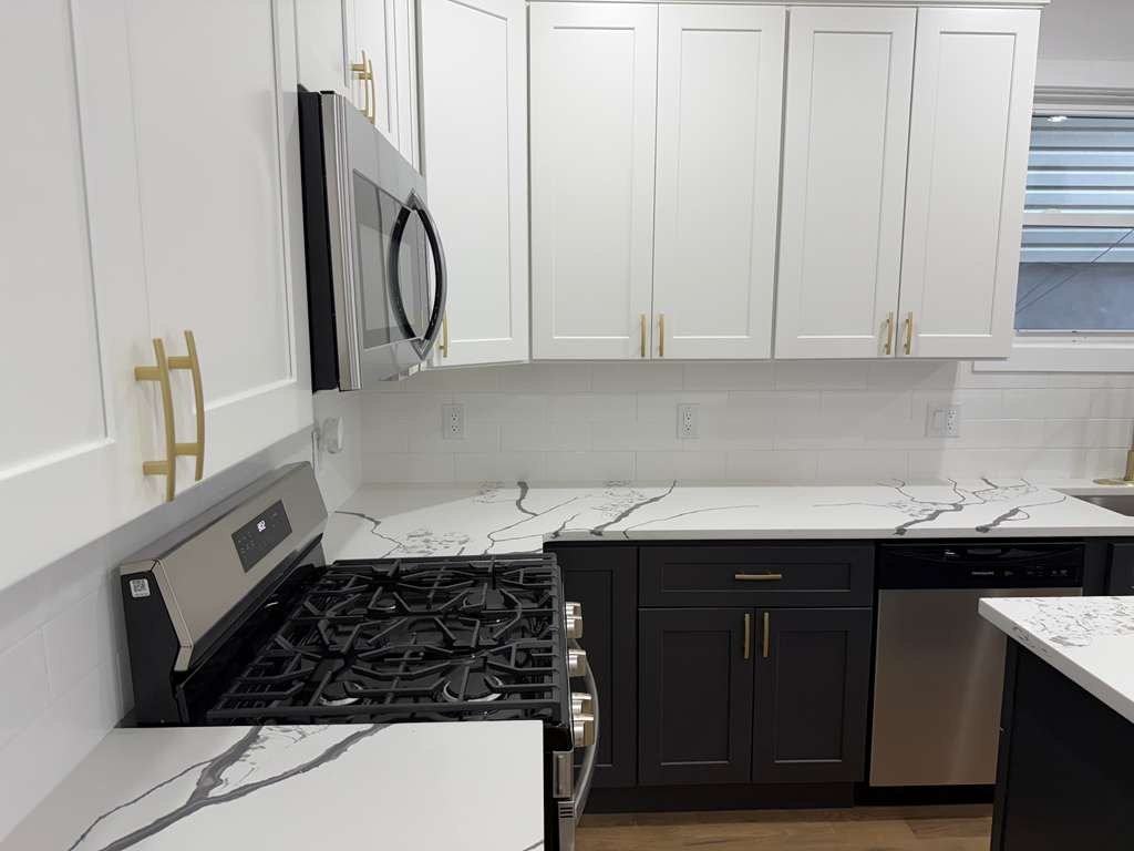 57 Montgomery Ave #1 - Photo 4 of 10
