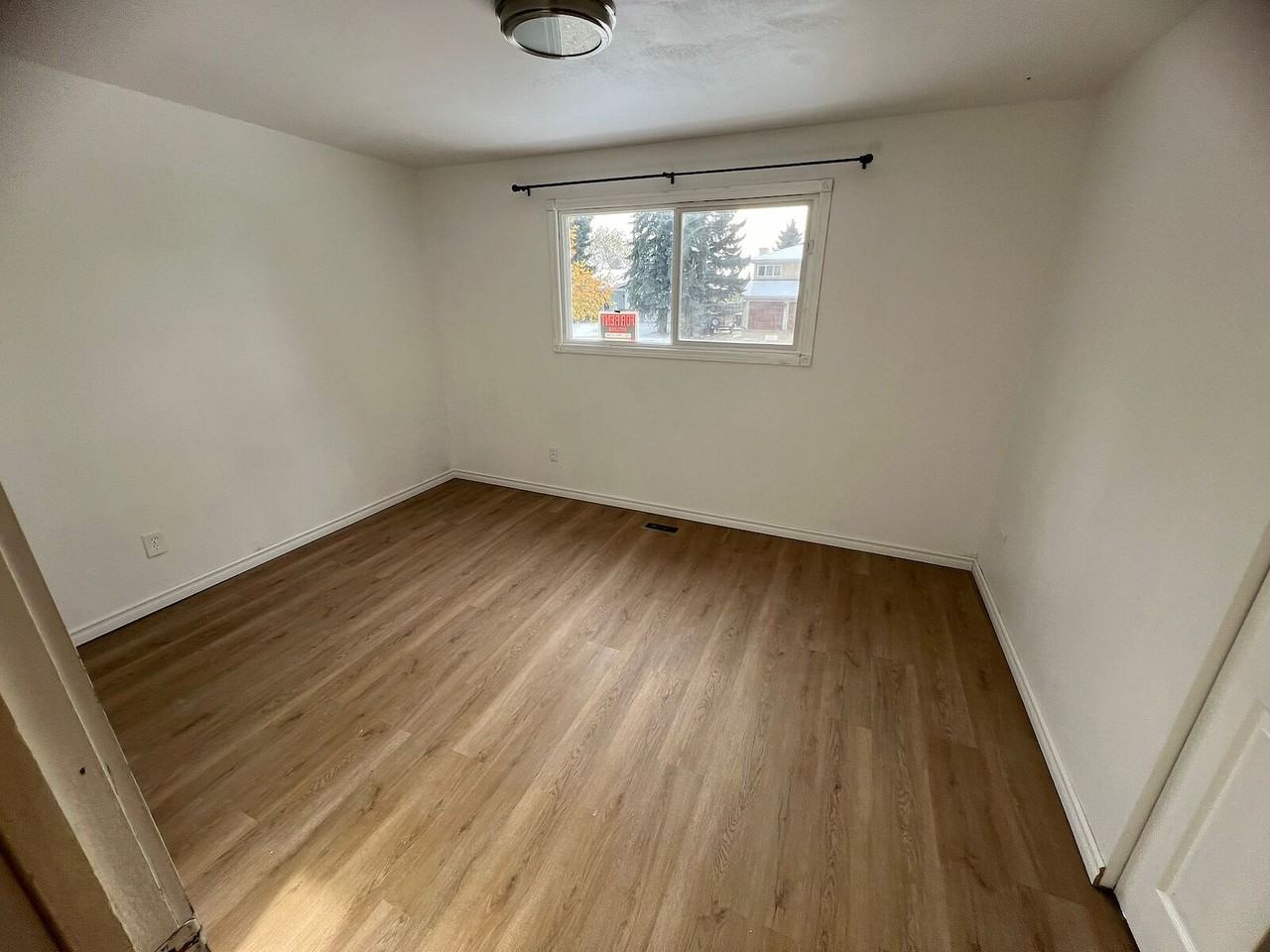 10 Glencoe Blvd - Photo 5 of 17