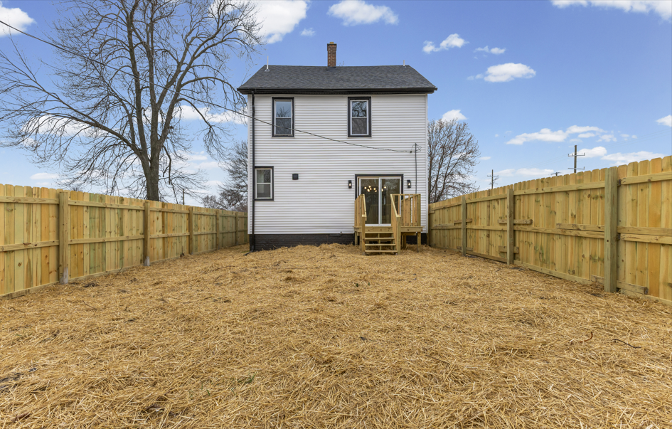 2554 Parker St #NA - Photo 4 of 13