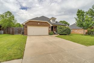 1012 Cutting Horse Dr #NA - Photo 1 of 1