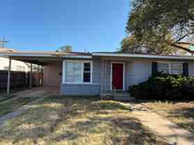 1918 47th St #NA - Photo 1 of 1