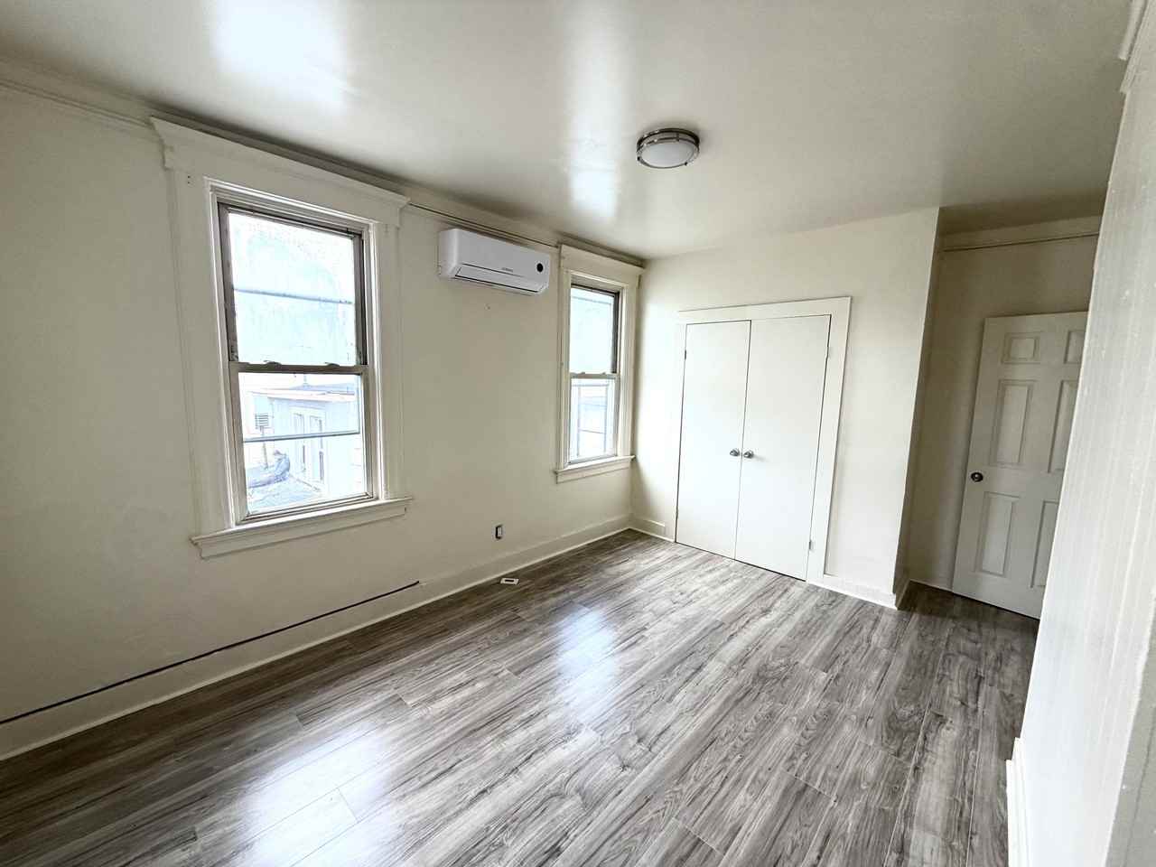 306 N High St #2F - Photo 7 of 12