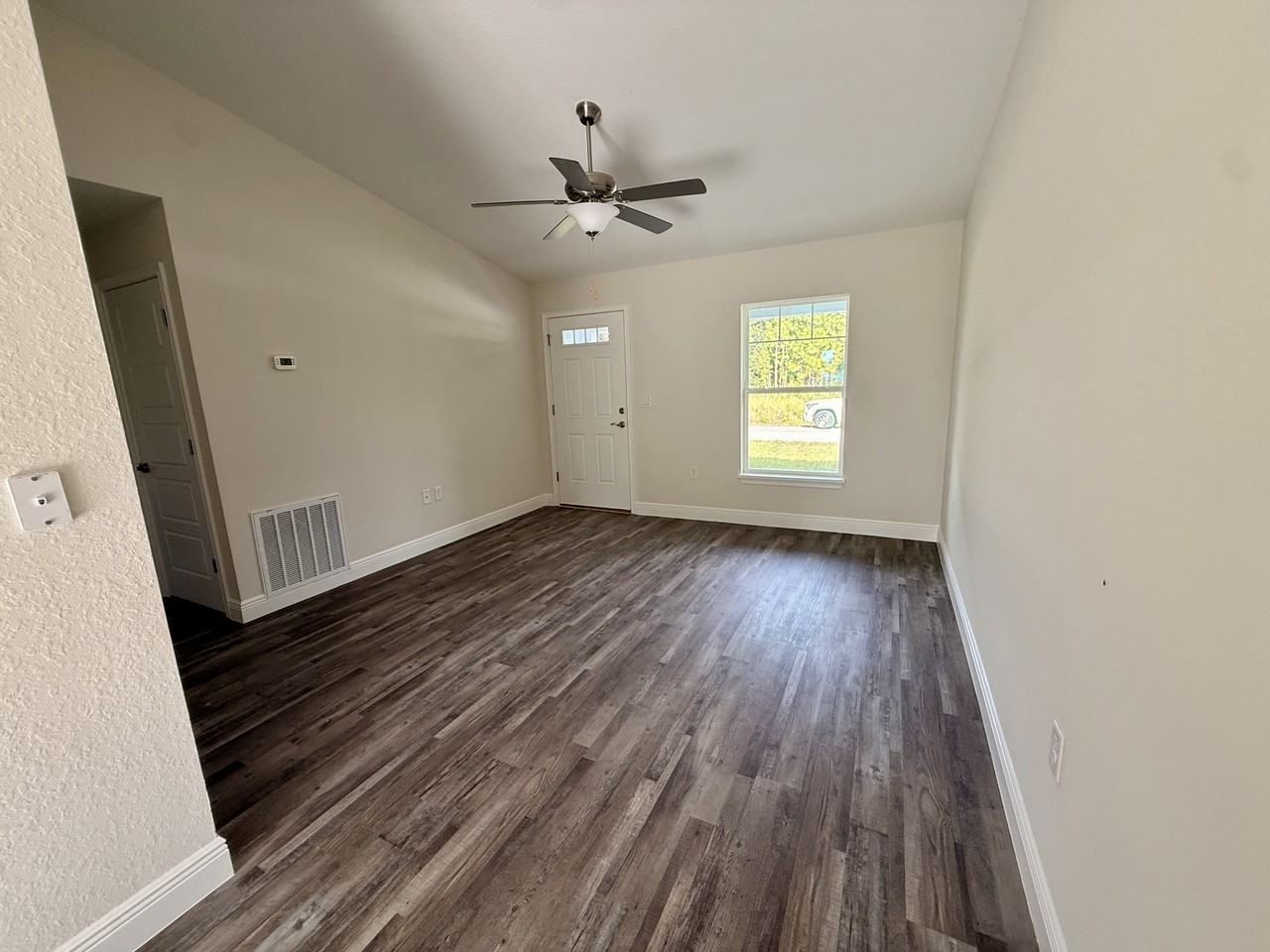 95 Dogwood Cir #NA - Photo 3 of 9