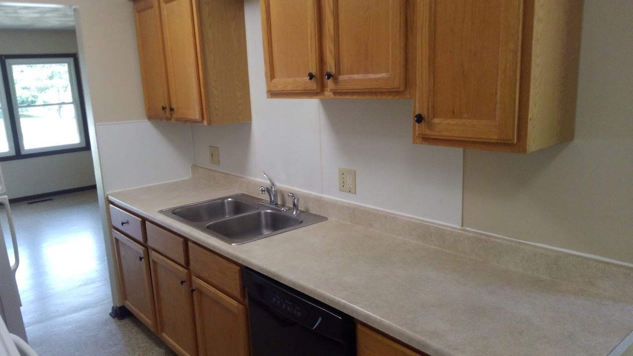 182 Stoddard Ave #182 - Photo 2 of 11