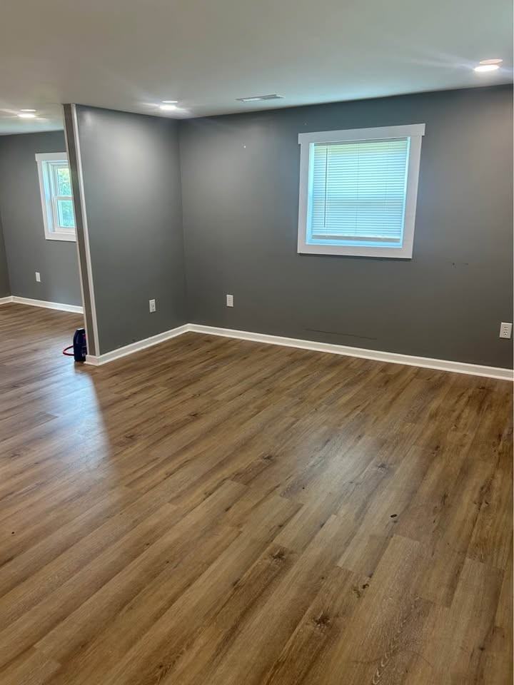 85 Pine Ave #NA - Photo 2 of 12