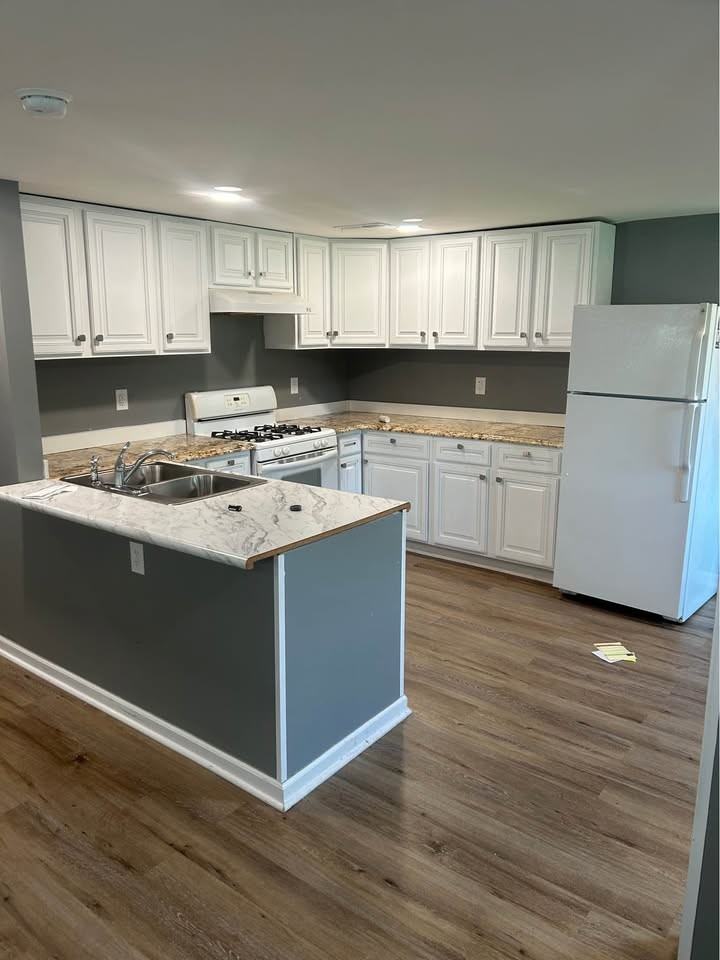 85 Pine Ave #NA - Photo 4 of 12