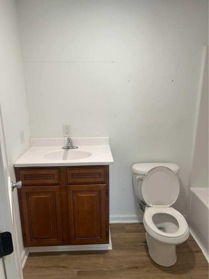 85 Pine Ave #NA - Photo 6 of 12