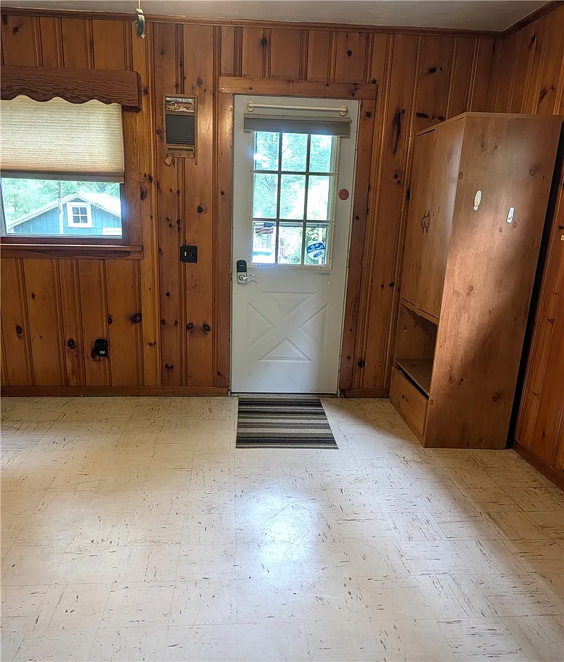 528 Hoffman Ave #NA - Photo 4 of 14