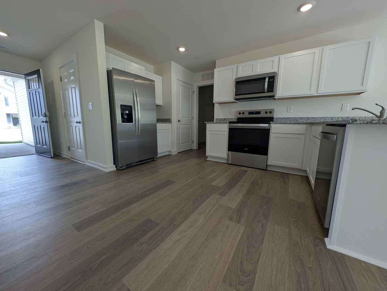 573 White Oak Ln #NA - Photo 6 of 24