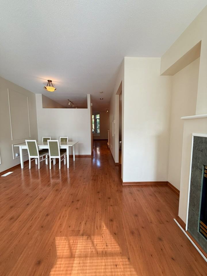6331 Number 1 Road #9 - Photo 5 of 22