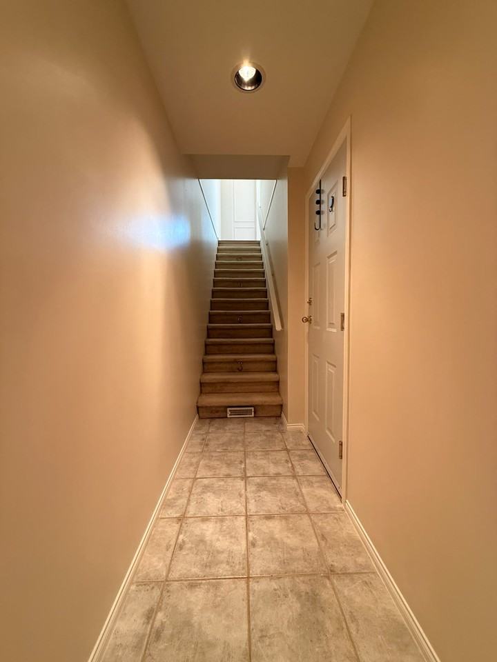 6331 Number 1 Road #9 - Photo 2 of 22