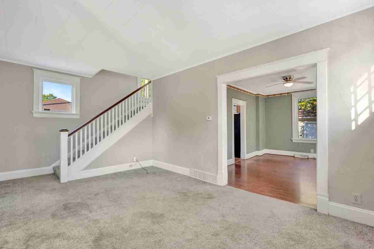 111 S Edgewood Ave #NA - Photo 2 of 19