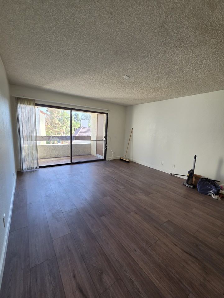 600 West 3rd Street #A312 - Photo 2 of 12