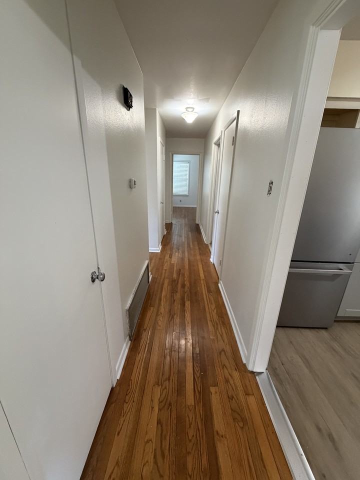 1049 Driftwood Pl #NA - Photo 6 of 12