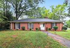 2600 Selwyn Ave - Photo 1 of 1