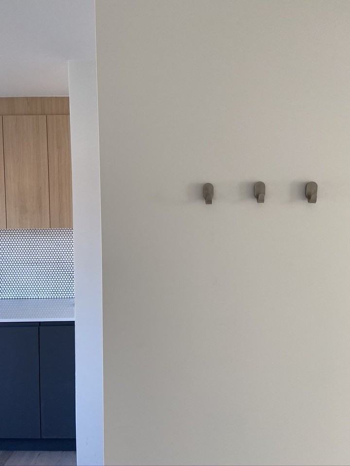 1118 Dufferin St - Photo 2 of 12
