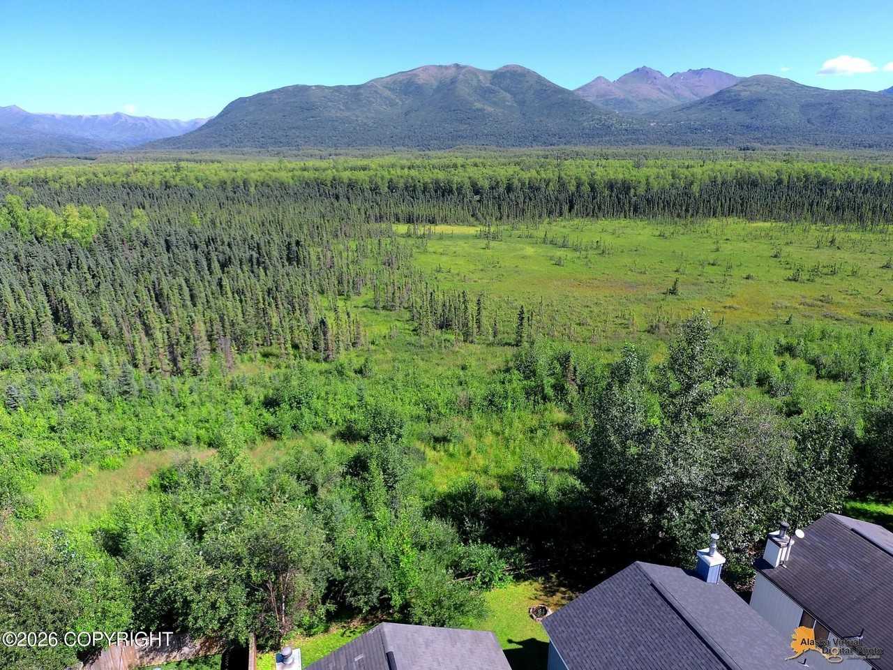 8736 Cross Pointe Loop - Photo 3 of 31