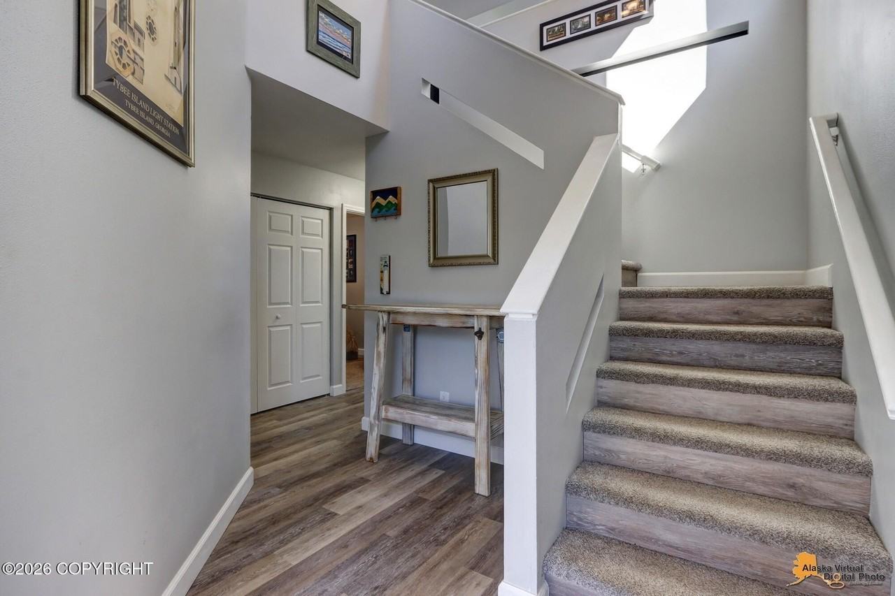 8736 Cross Pointe Loop - Photo 6 of 31