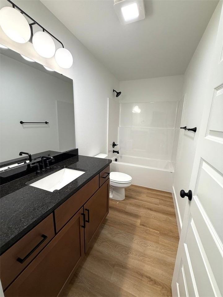 2857 Roe Deer St - Photo 3 of 17