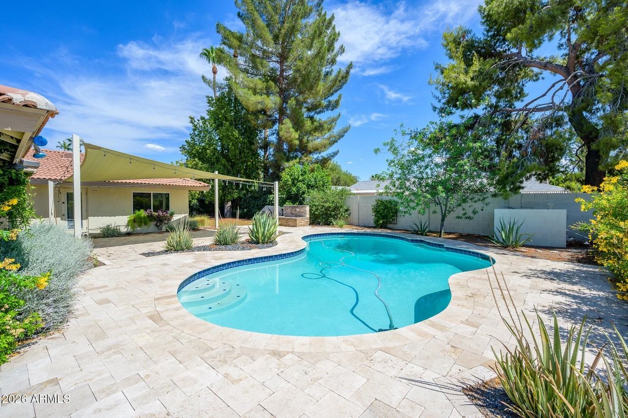 8507 E San Felipe Dr - Photo 6 of 35