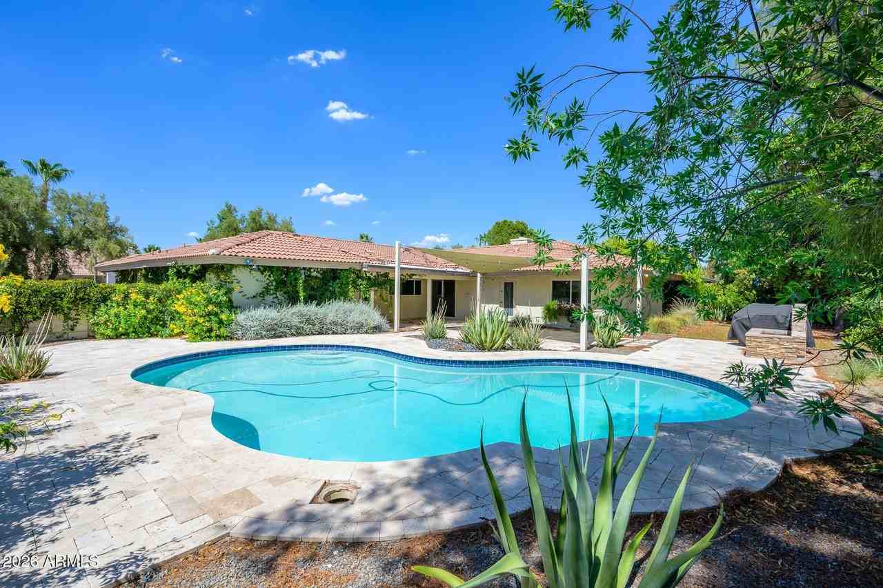 8507 E San Felipe Dr - Photo 7 of 35