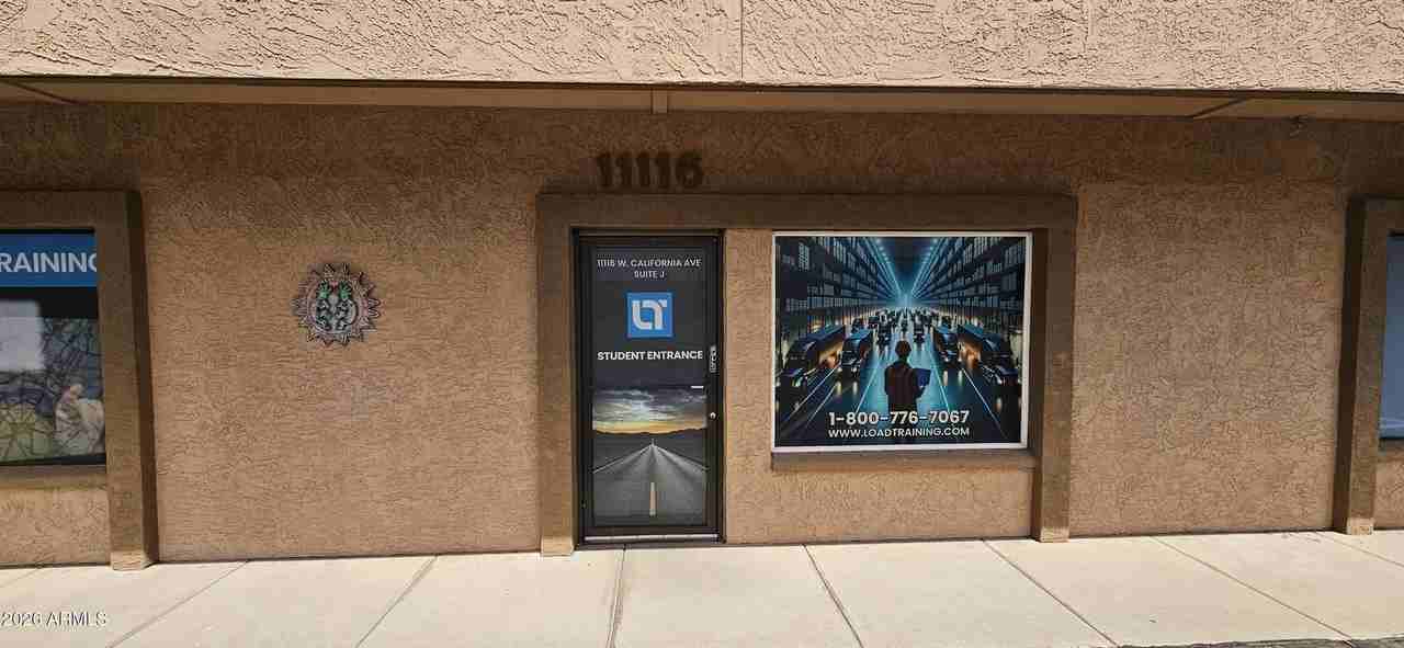 11116 W California Ave #J - Photo 4 of 17