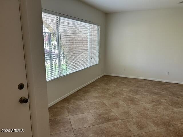 2120 E Villa Ct - Photo 4 of 24