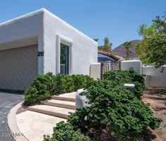 featured image of 4440 E Camelback Rd #28