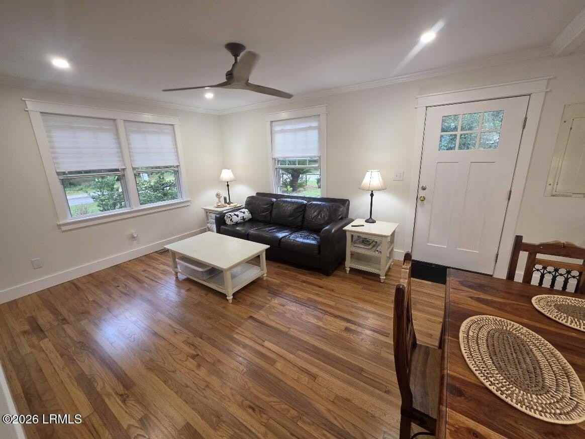 1213 16th St - Photo 5 of 44