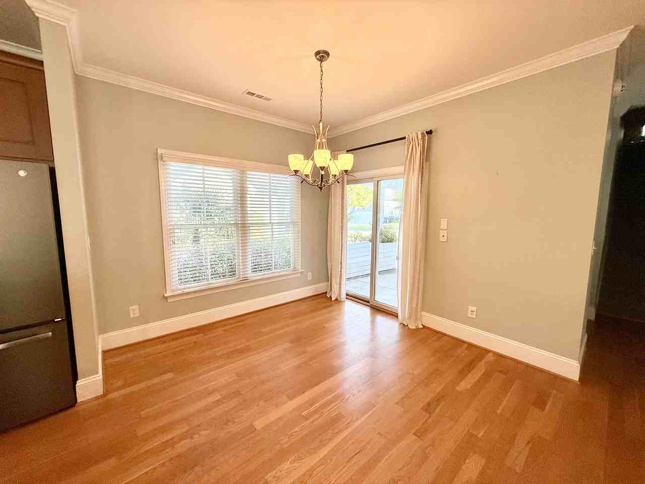 4228 Pine Hollow Dr #1 - Photo 5 of 10